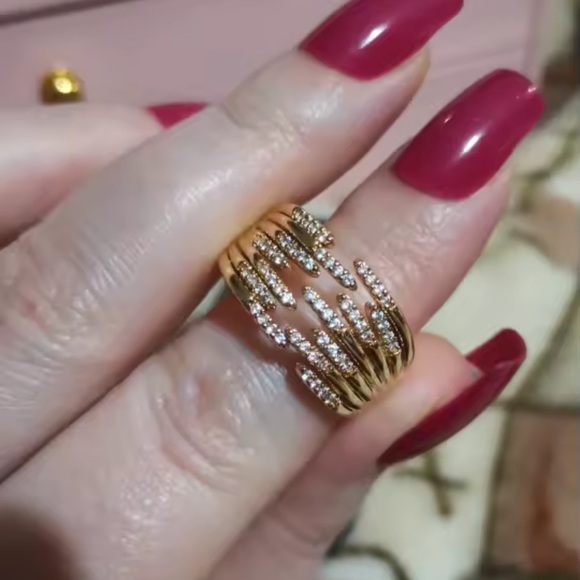 Anthropologie Spiral Gold Crystal Ring - Picture 13 of 14